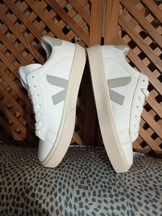 Tenis VEJA N38 novos!