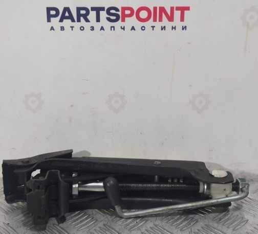 Домкрат з BMW 318 I sport 2015 рік рестайлінг оригінал