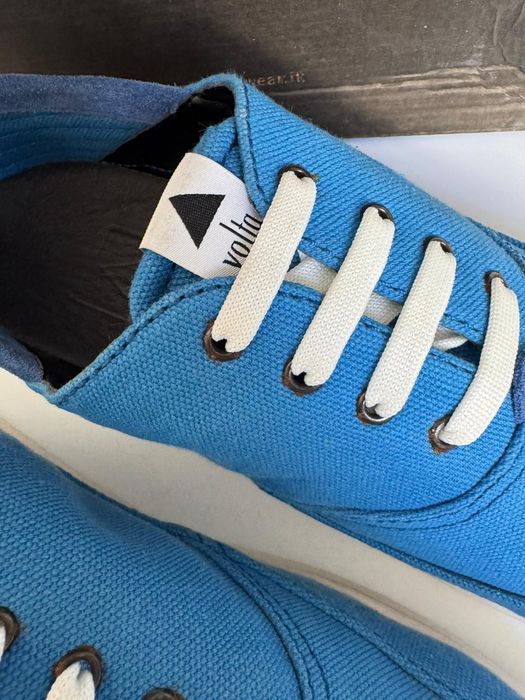 Nowe trampki unisex VOLTA niebieskie 38