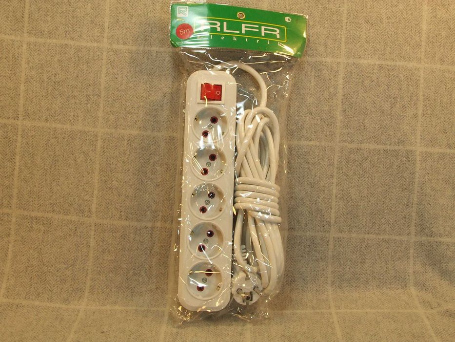 Удлинитель сетевой фильтр 5м. с заземлением/max:10A/16A. 2,2Квт./5 роз
