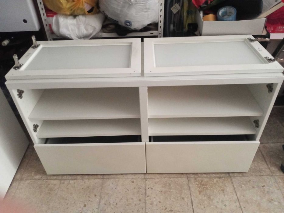 BESTÅ Móvel de TV tampo/portas em vidro c/gavetas, branco