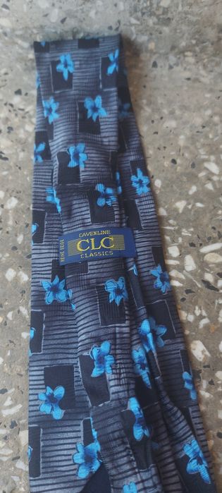 krawat jedwabny 100% jedwab silk cavenline classic kwiaty niebieskie