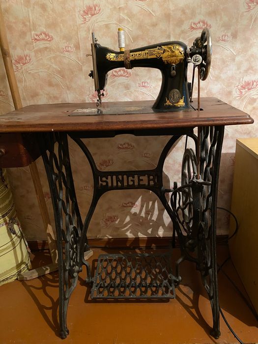 Швейна машинка Зінгер