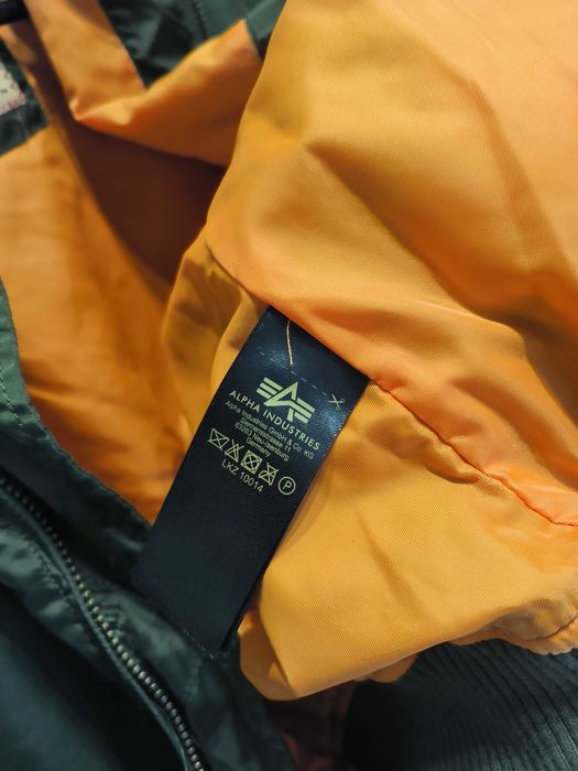 Kurtka Bomberka Alpha Industries Logo Zielona