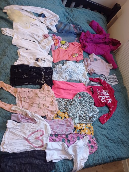 Безкоштовно речі на 3-4 роки для дівчинки, 98 см