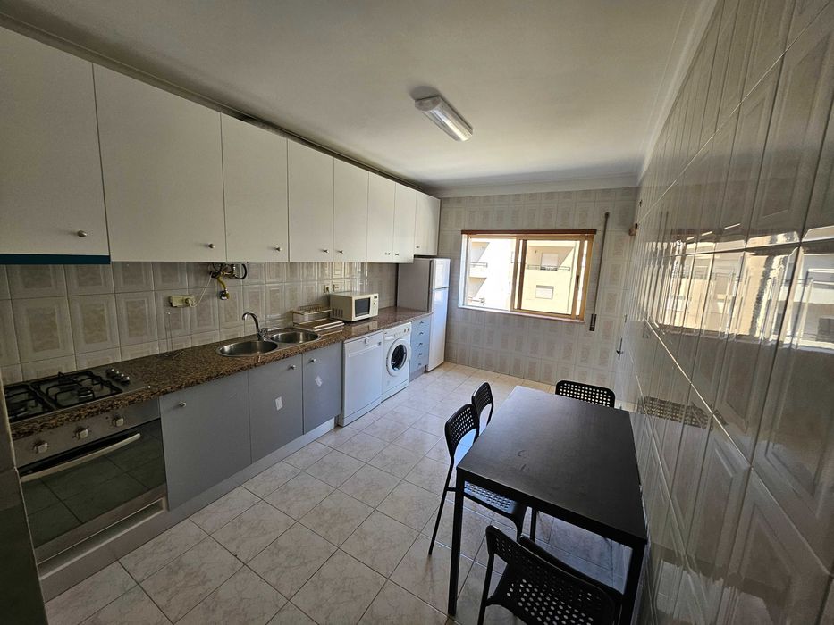 Arrenda-se Apartamento T2 São Vicente