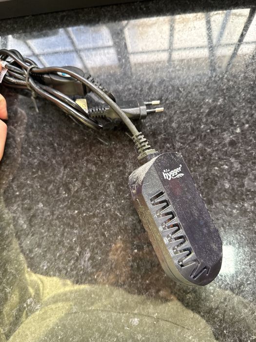 Vendo aquário 39L e material