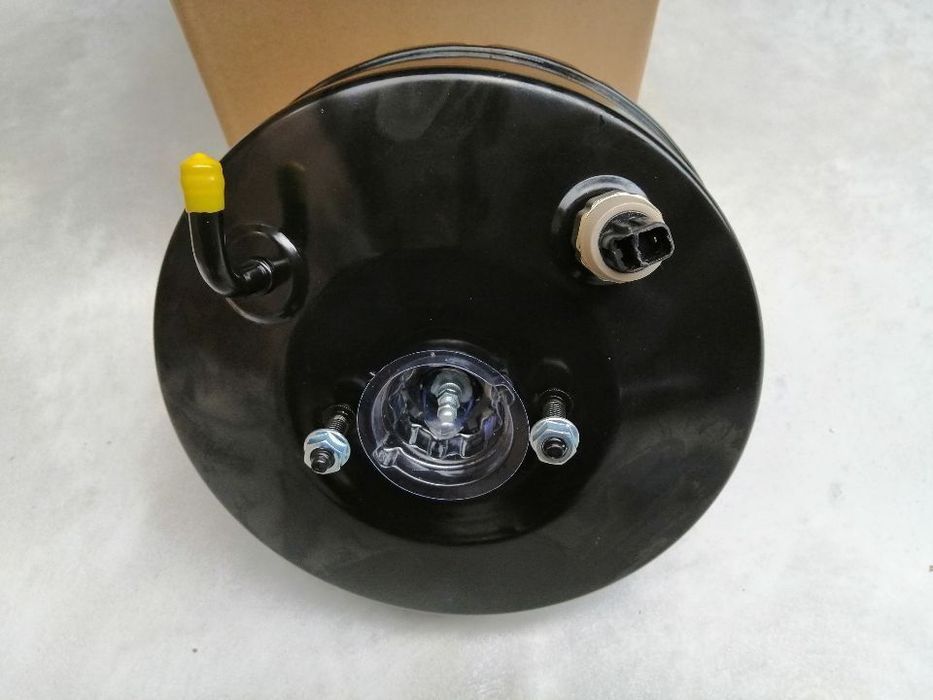 Servofreio do travão Toyota Hilux LN145 2.4d 2WD 1997-- NOVO