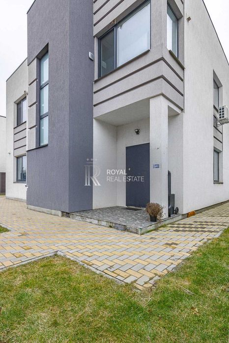 Продаж Будинок Гатне вул. Янчука 144 м² 4 кімнати 3 спальні Тераса Меблі Техніка Готовий до проживання Метро Теремки
