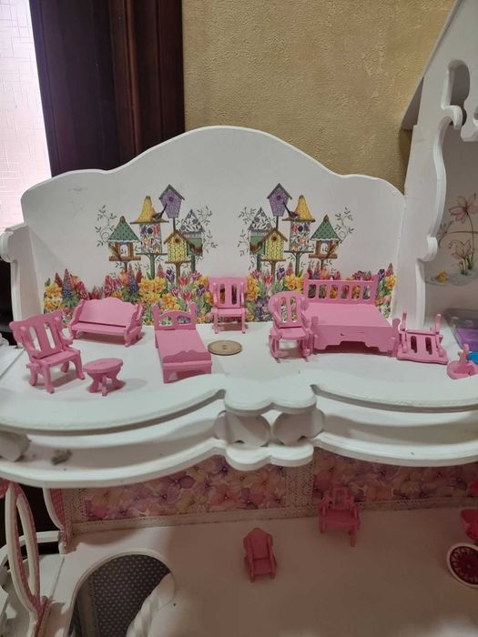 Замок дерев"яний для принцес Б/В