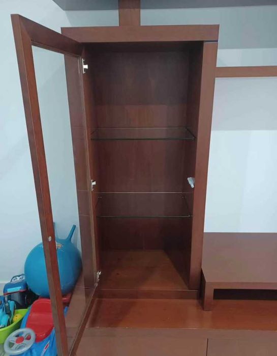 Móvel Sala Com espaço P\TV, 4 gavetas, 2 laterais (1 vidro) +estante
