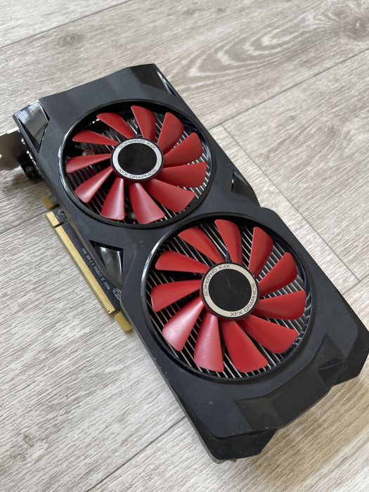 Відеокарта Sapphire rx 570 XFX rx470 8gb на пломбах!