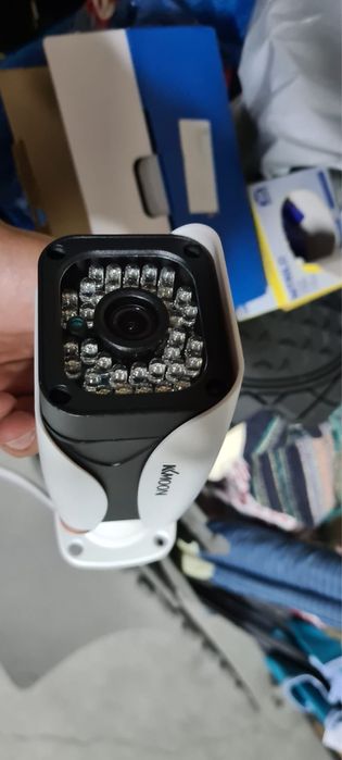 2 Cameras de vigilançia