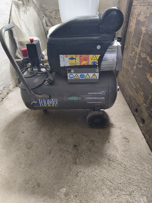 Kompresor sprężarka HP 2,5