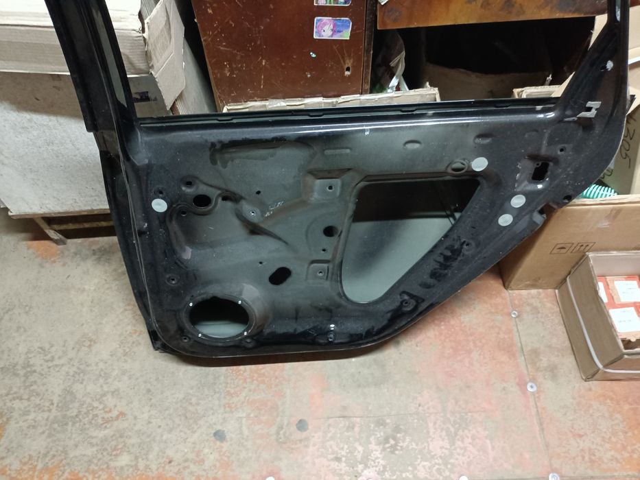 Продам дверку VW Passat NMS.