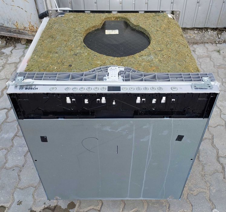 Встраиваемая посудомоечная машина 60см три лотка Bosch SMV46KX03E б/у