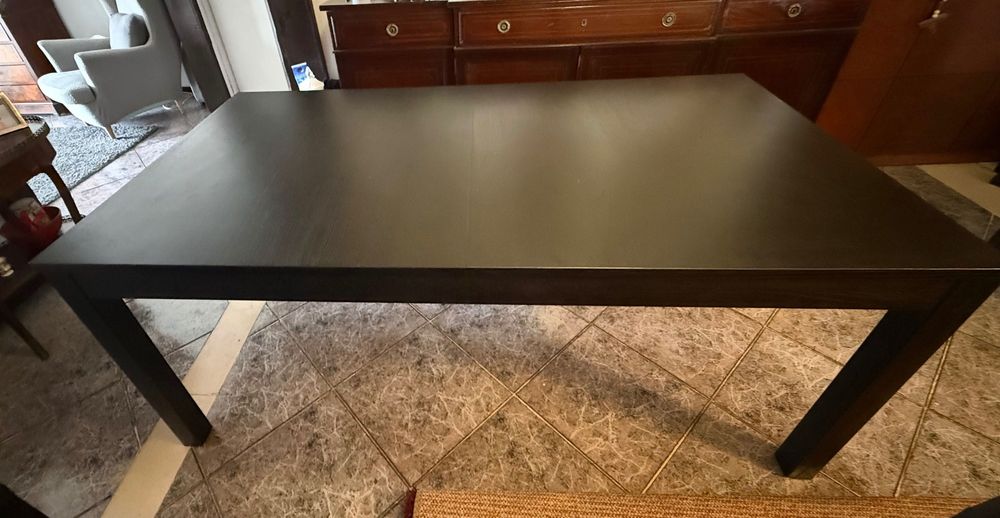 Mesa Bjursta Ikea