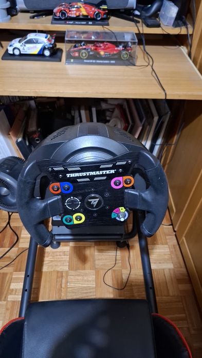 Base thrustmaster t300 Ferrari Alcântara