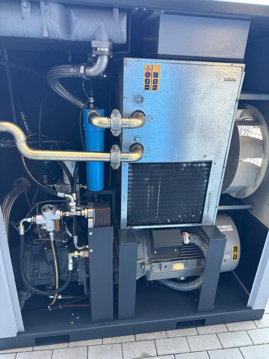 Kompresor śrubowy  ATLAS COPCO VSD 55KW FALOWNIK