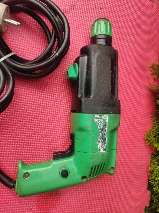 Hitachi.  DH22VB