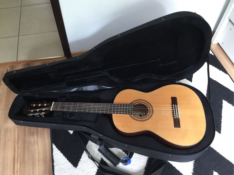 Gitara Santos Martinez sm80 4/4 futeral ksiazki podnozek