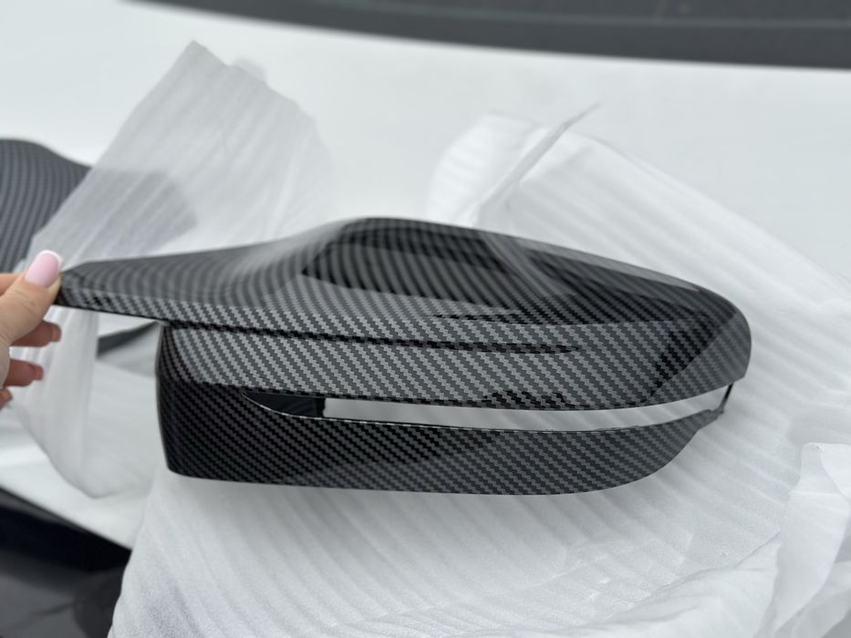 Карбонові накладки на дзеркала