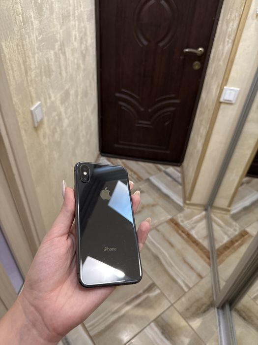 iPhone XS 64GB (Space Gray)