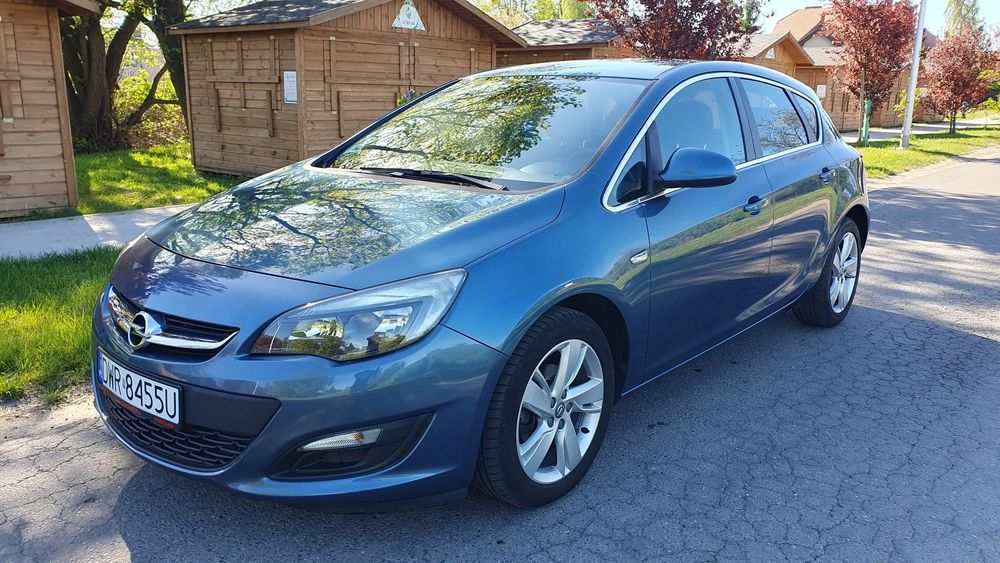 Opel Astra zadbana, garażowana, klima, alu, pakiet chrom,