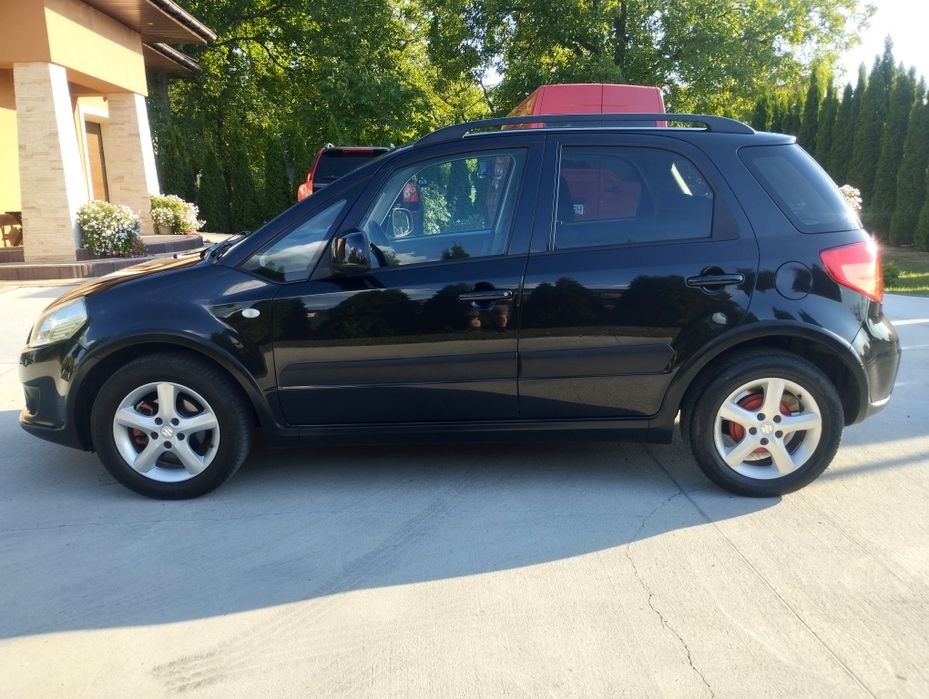 Suzuki SX4 1.6 benzyna 2007 rok oryginalny lakier