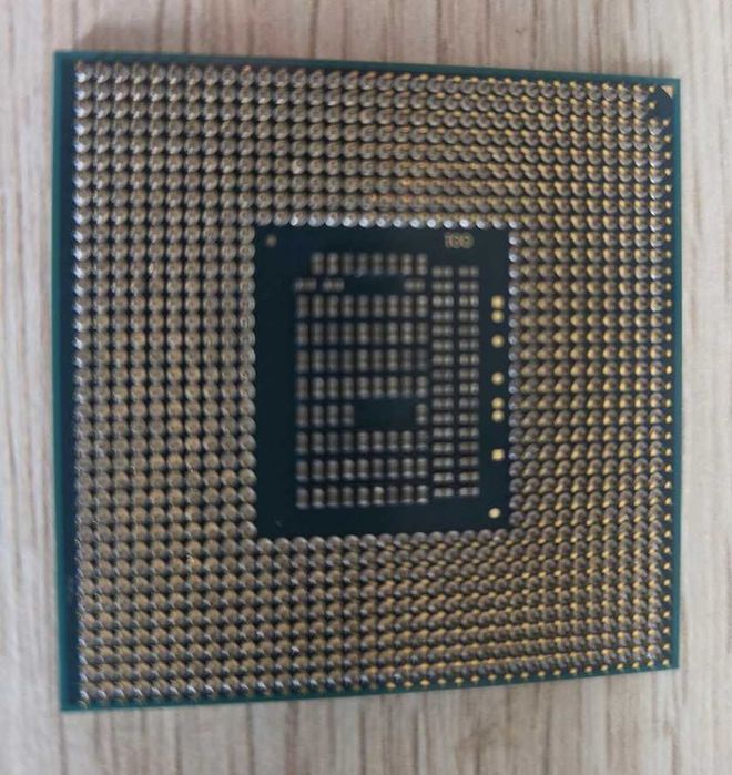 Procesor Intel Core i5-3210M 4 x 2,5GHz,