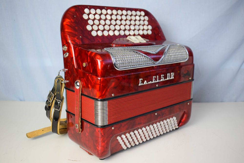 Excelsior Accordion, 2-Voice, No. 2164737970525442121