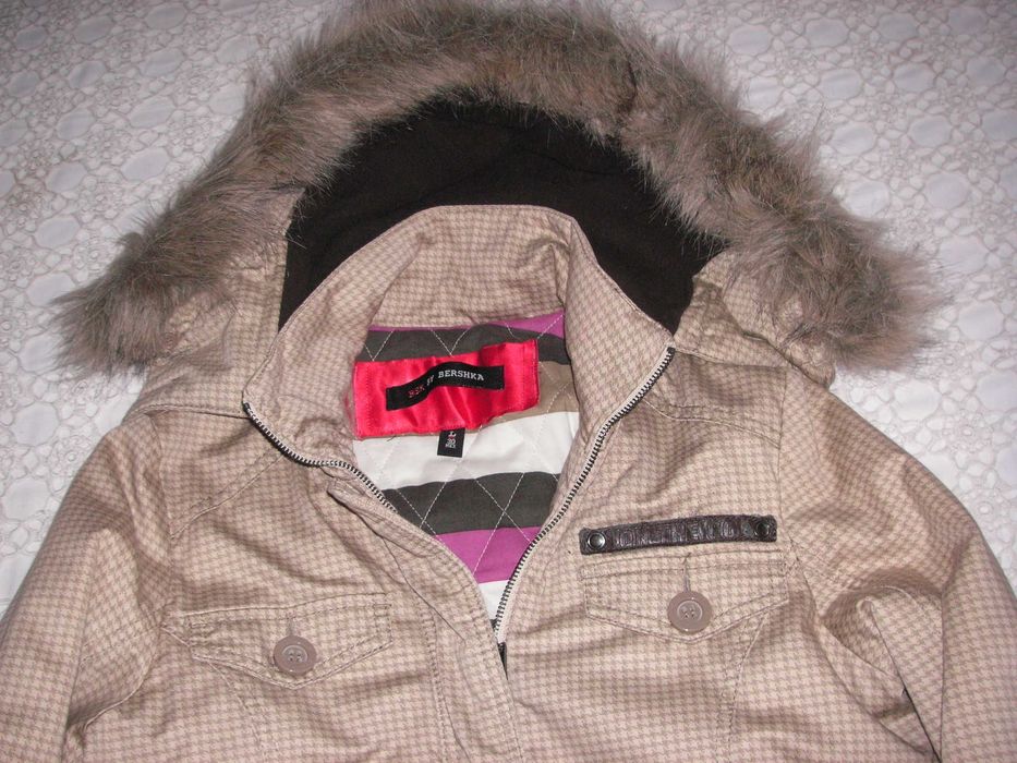 Casaco / Blusão  Bershka com Capuz