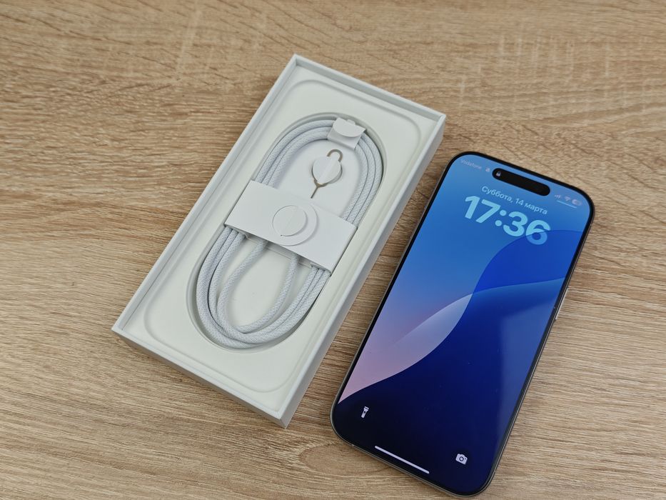 Продам iPhone 16 Pro (128Gb)