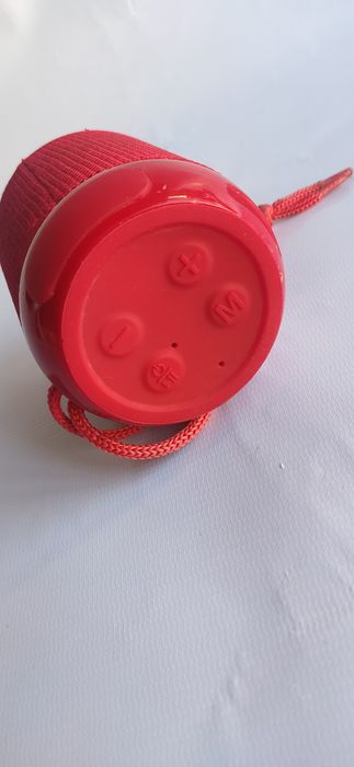 Coluna portátil TnB