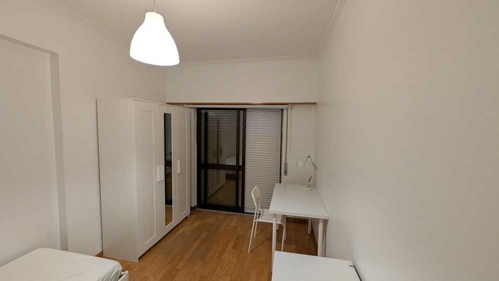 Quarto com marquise (varanda fechada)