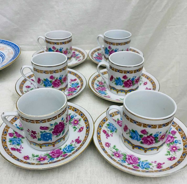 Serviço de Café Vintage (6 Pessoas) - Porcelana Fina Floral e Ouro