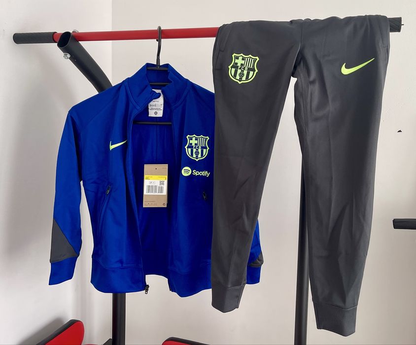 Komplet dres Nike FC Barcelona Dri-Fit Strike 3