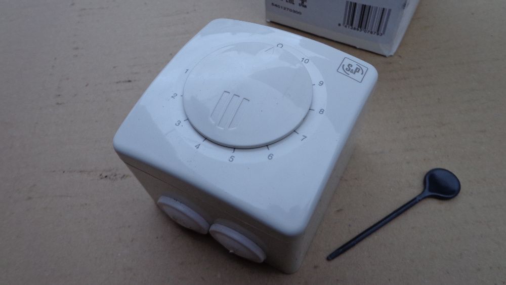 Регулятор  новий