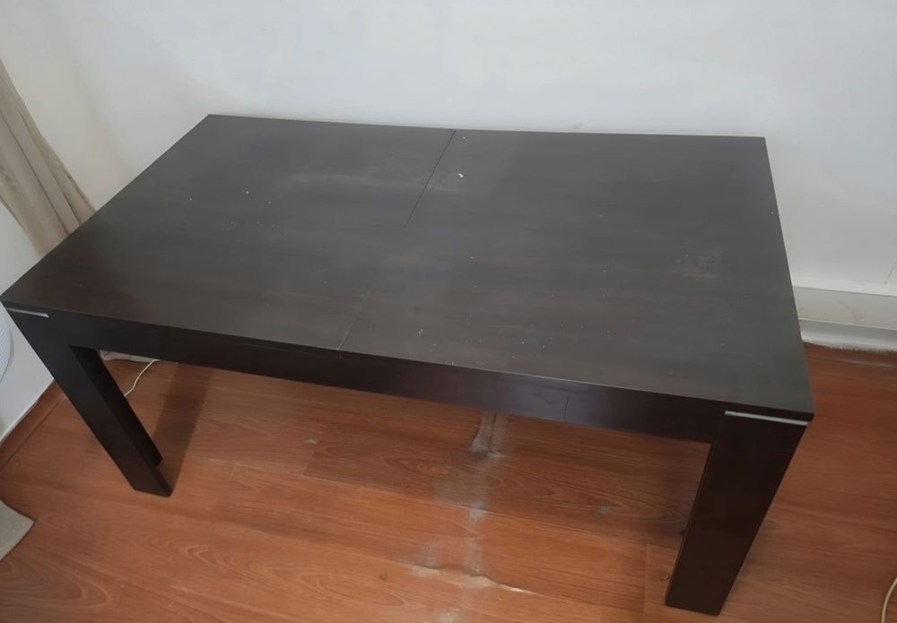 Mesa de jantar extensível