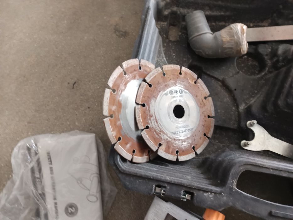 Máquina de abrir roços Titan