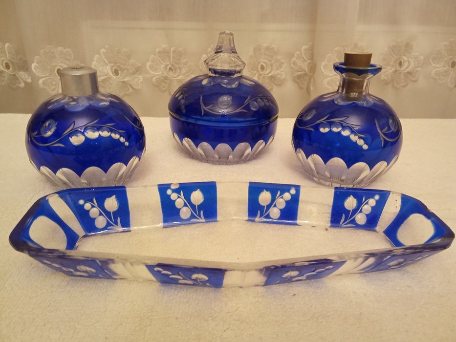 Парфюмерный хрустальный набор