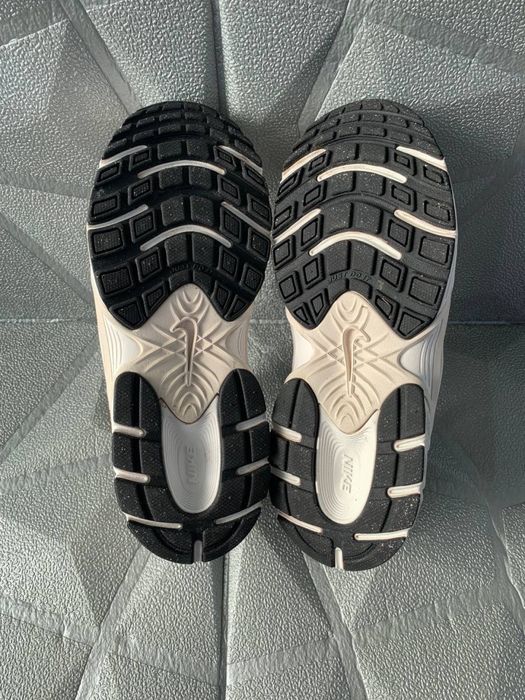 Кросівки Nike V5 RNR