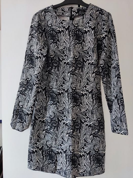 Sukienka Zara XS