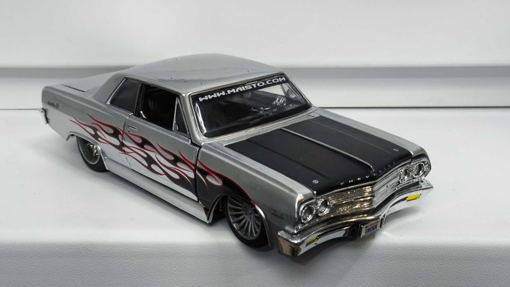 Модель, машинка Chevrolet Chevelle Malibu SS 1965 1.24 Maisto