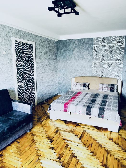 КВАРТИРА ЗАТИШНА CITY MALL | АТБ Александровский район | Шкільна 18