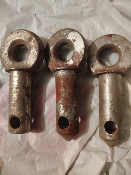 Продається проушина навіски мтз80.