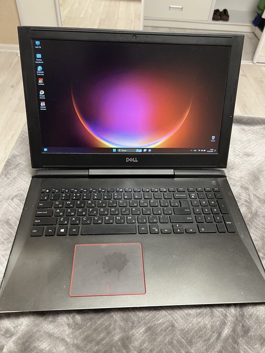 Ігровий, геймерський ноутбук Dell Inspirion 7577 Gaming, 17.3