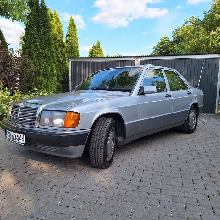 Mercedes-Benz Seria 190