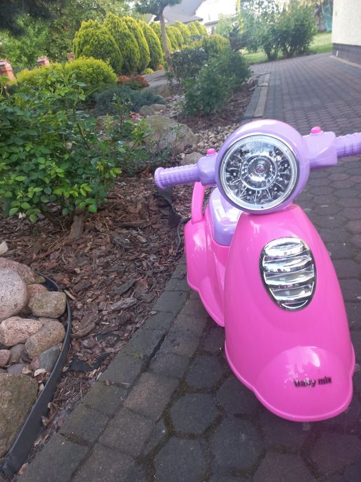 Jeździk skuter NOWY