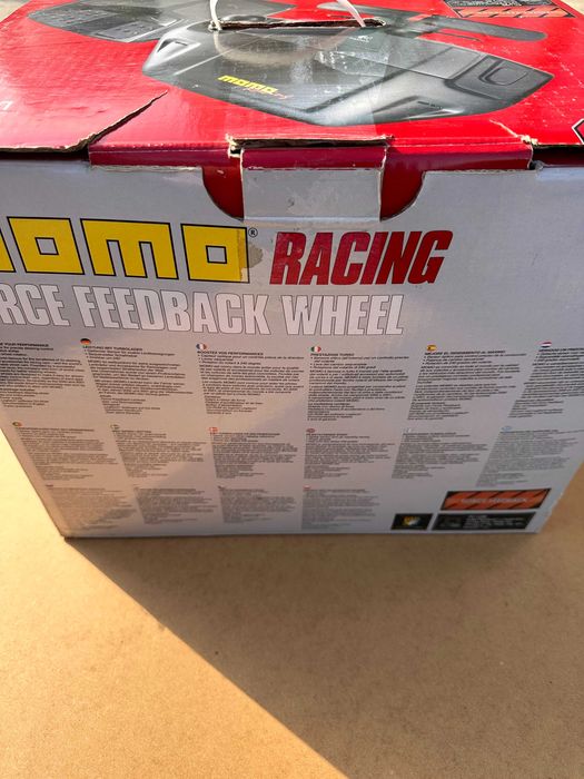 Logitech MOMO Racing Force Feedback Wheel (новий, відкрита коробка)